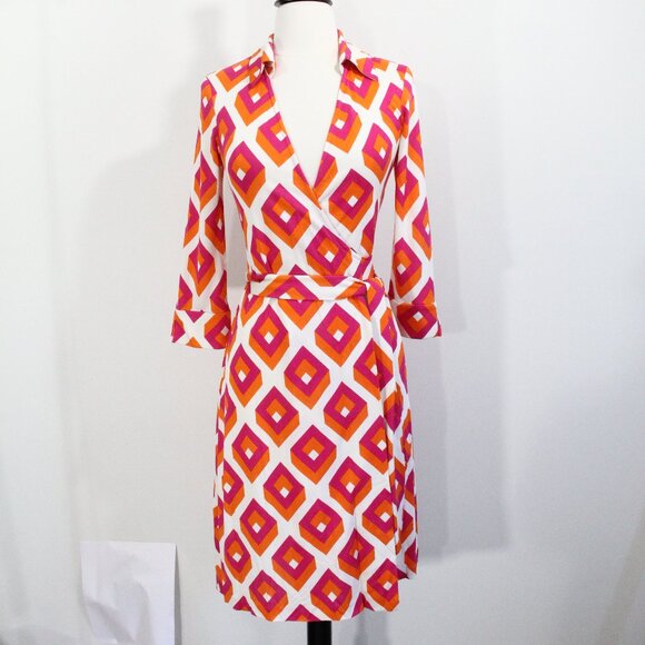Diane Von Furstenberg Vintage Collection Wrap Dress 4 NEW Retro cube Print DVF - Picture 10 of 15